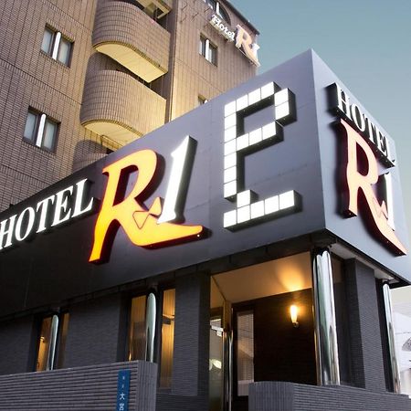 Hotel Route One Osaka Bagian luar foto